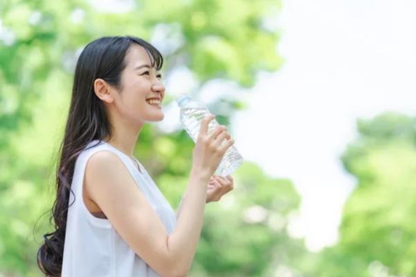 人には聞けない女性の口臭の原因と対策【八王子市】